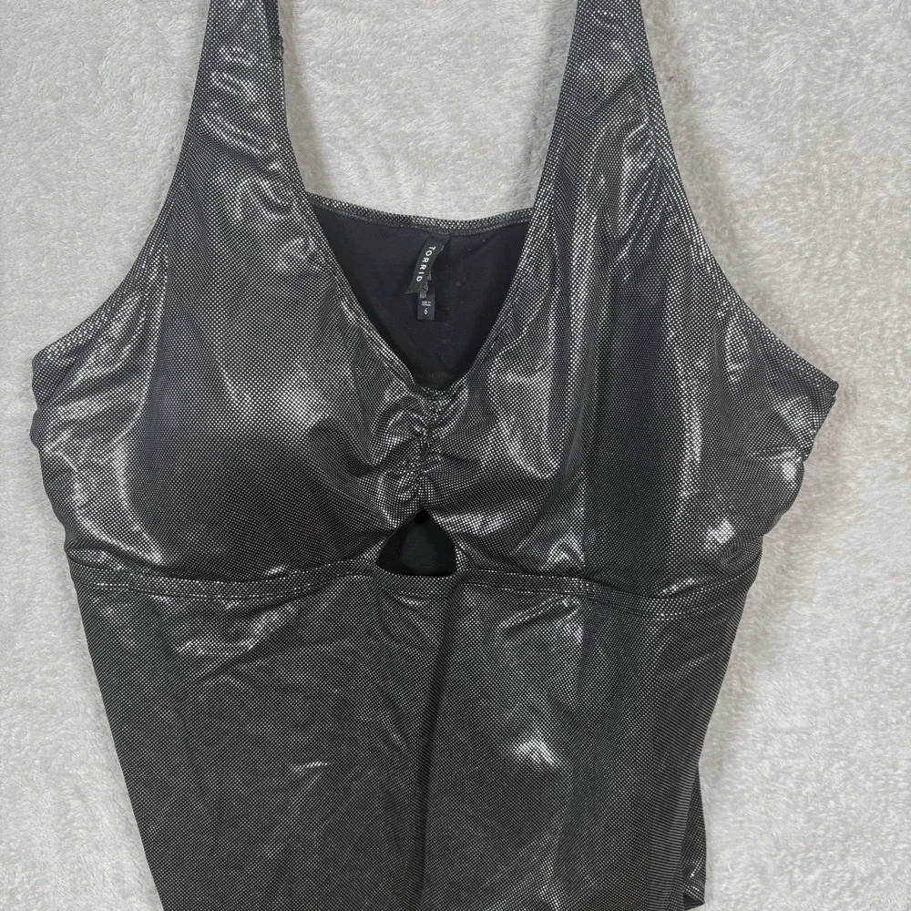 Torrid One Piece Swimsuit Women 6‎ Silver Metallic Keyhole Crisscross Wireless